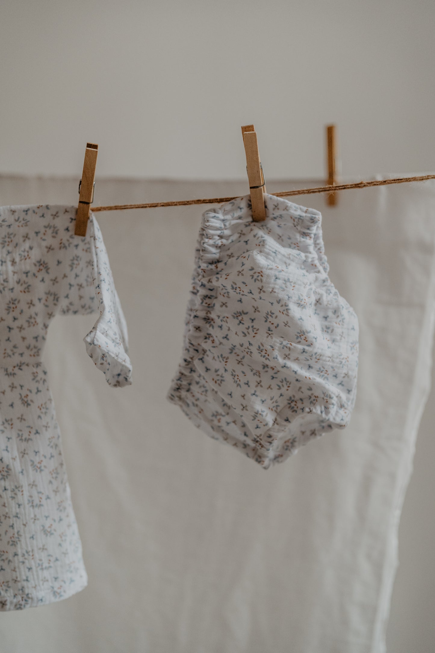 Abito mussola boccioli + culotte