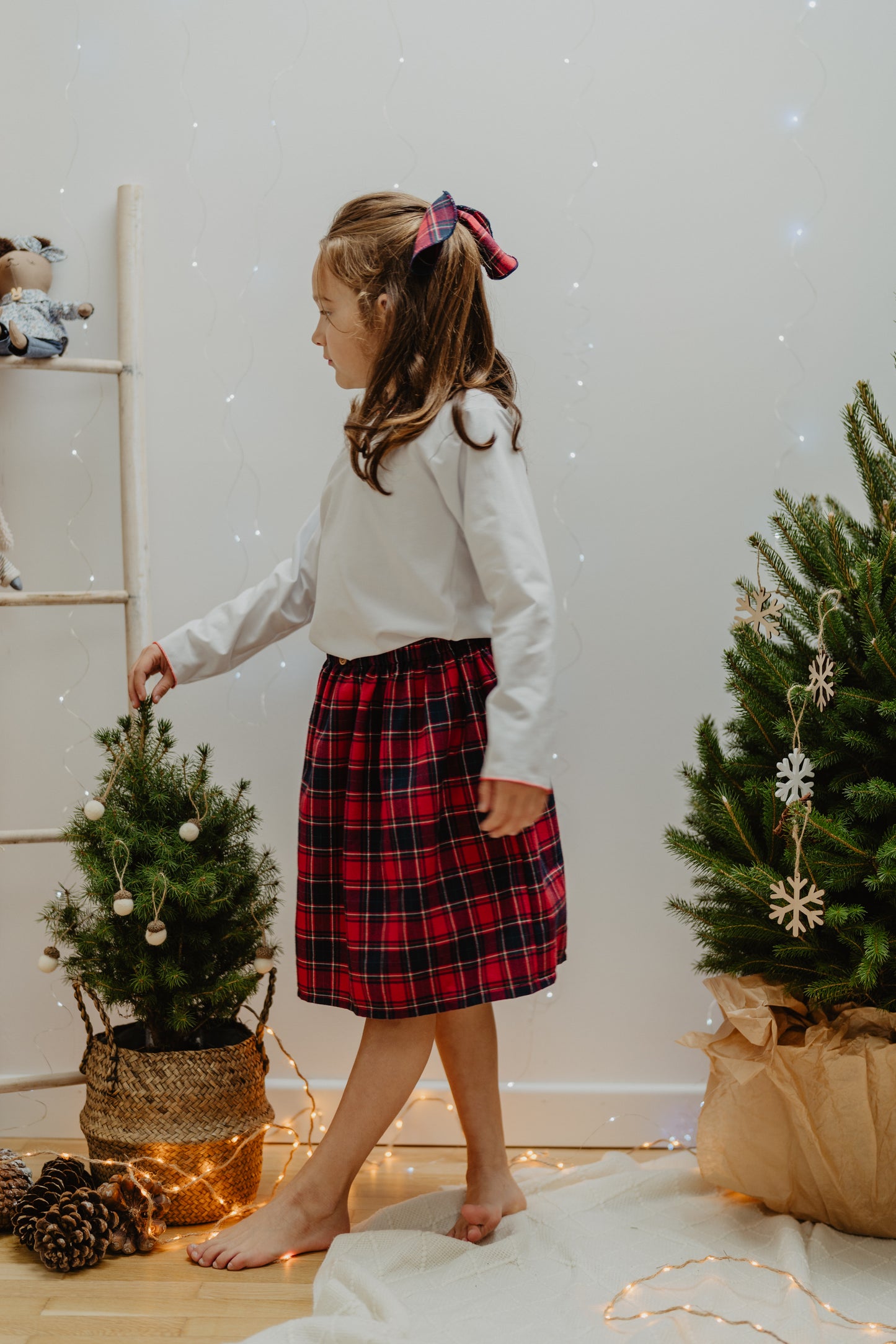 Maglietta bianca rollè rosso