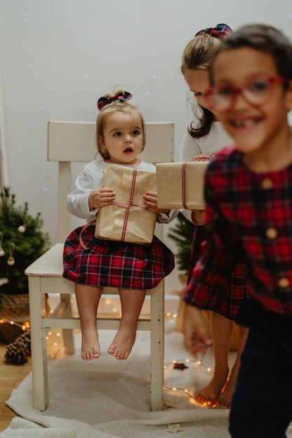 Maglietta bianca rollè rosso
